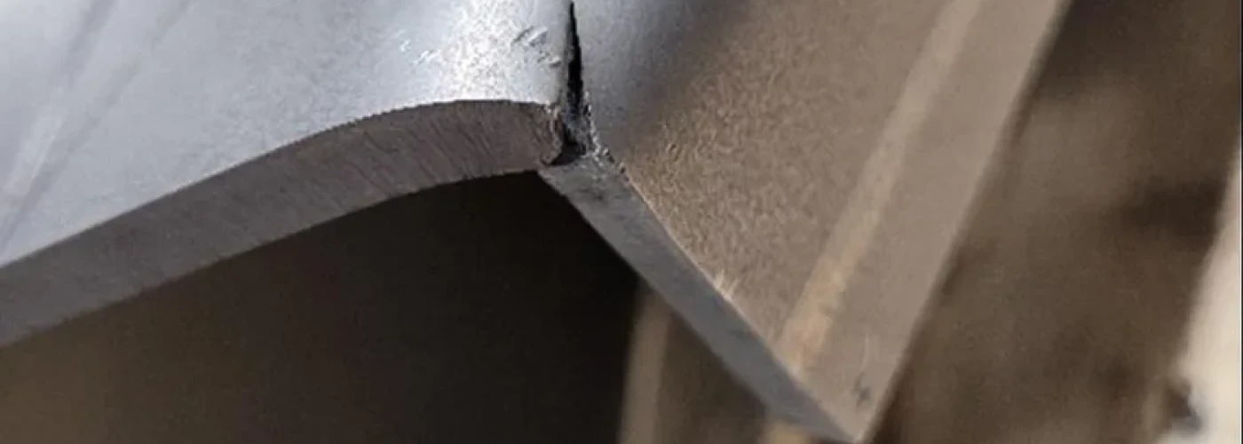 Ekstremalna Deformacja – przystępny, dwujęzyczny artykuł o ekstremalnych odkształceniach plastycznych w metalach